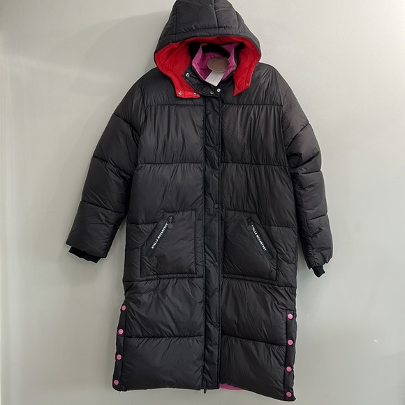 Stella Mccartney Black Down Jacket With
Multicolored Band On The Back - Picture 6 of 16